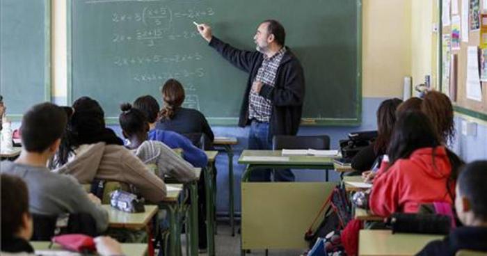 La Junta de Extremadura convoca concurso de traslados de docentes para proveer plazas vacantes