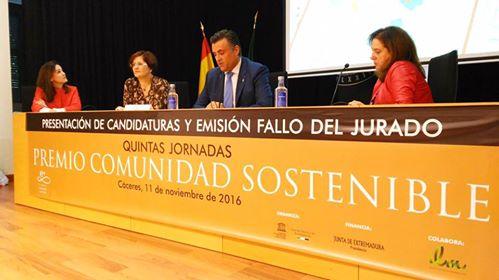 Coria presenta ante el jurado de los Premios Comunidad Sostenible el proyecto del edificio de La Alhóndiga