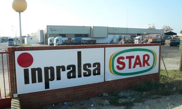 Un trabajador de 56 años muere al caer desde 5 metros de altura en la empresa Inpralsa de Miajadas