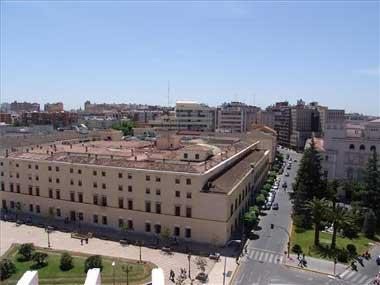 El SES trasladará en dos fines de semana sus servicios sanitarios del Hospital Provincial de Badajoz