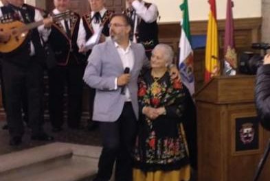 El Ayuntamiento de Plasencia celebra San Fulgencio homenajeando a Bernarda Martín Blanco