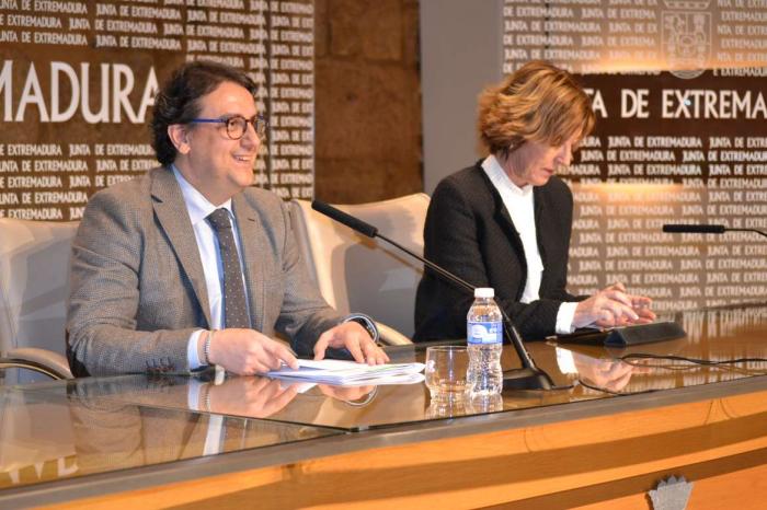 La Junta asegura que Extremadura es la segunda región que más gasto destina a la dependencia