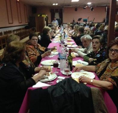 El consistorio de Moraleja anima a los vecinos a participar en la cena de convivencia de Las Candelas