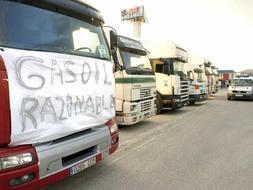 La huelga del transporte amenaza a la producción de fruta en la región con pérdidas millonarias