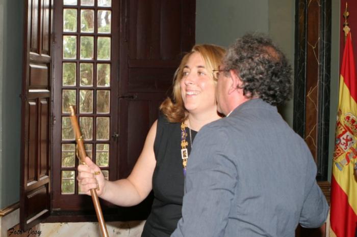 La nueva alcaldesa de Trujillo, Cristina Blázquez, pide diálogo y respeto en su toma de posesión