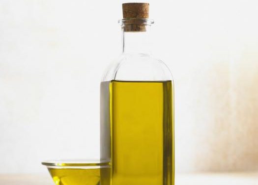 Dos centros de Plasencia acogerán este jueves un taller-cata sobre los beneficios del aceite de oliva