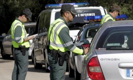 La Guardia Civil detiene a un hombre por alterar la numeración de la placa de la matrícula de un vehículo