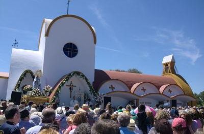 Numeroso público celebra la romería de la Virgen de la Vega este domingo en Moraleja