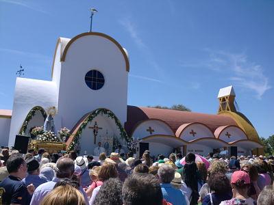 Numeroso público celebra la romería de la Virgen de la Vega este domingo en Moraleja