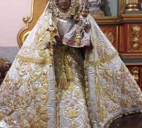 La Virgen de Argeme regresará este sábado a la Iglesia de Santiago para celebrar la Salve de las Luces
