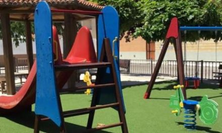 El Ayuntamiento de Moraleja pone fin a las obras del parque infantil situado en la calle Infanta Cristina