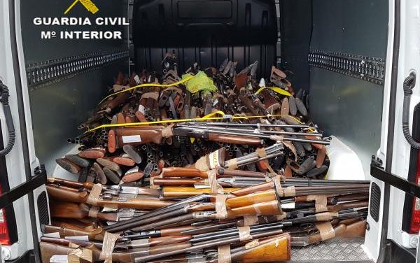 La Guardia Civil participa en la destrucción de 760 armas almacenadas en la Intervención de Armas