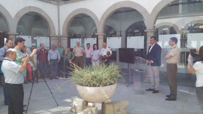 La exposición “Misión Afganistán” abre sus puertas en el claustro del Ayuntamiento de Coria