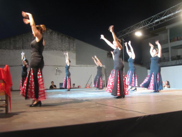 Moraleja dará comienzo a las Jornadas Culturales de San Buenaventura con el grupo «Zapatitos de Tacón»