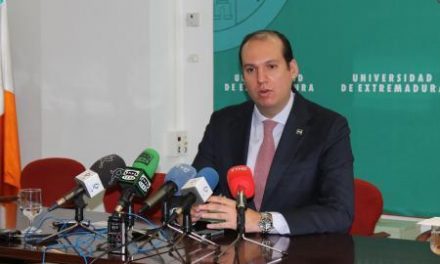 El PP acusa a la Junta de dejar a las empresas sin un millón de euros para arreglar la balsa de Valverde