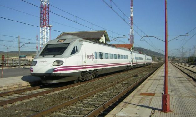 Un menor de 12 años fallece al ser arrollado en Toledo por un tren de la línea Madrid-Extremadura