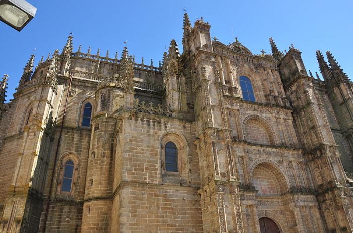 La capital del Jerte acogerá un ciclo de conferencias sobre la restauración del coro de la Catedral