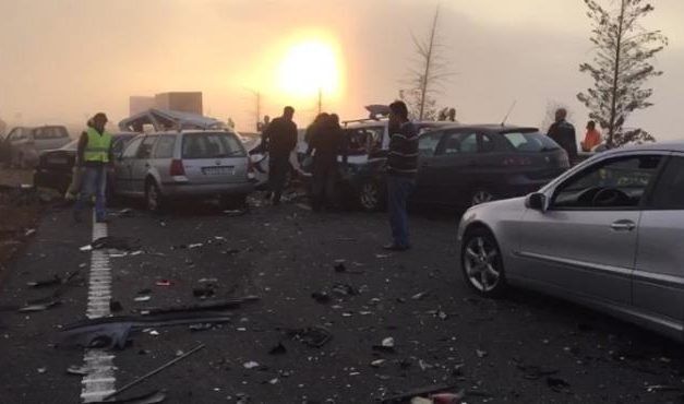 El accidente registrado cerca de Galisteo, con más de 40 vehículos implicados, se salda con un fallecido y doce heridos