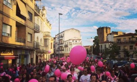 Una marea rosa recorrerá este sábado las calles de Coria con motivo de la marcha contra el cáncer