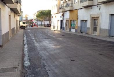 Comienzan las obras de asfaltado en diferentes calles de Coria con cerca de 300.000 euros de presupuesto