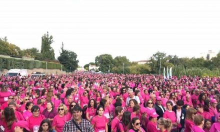Plasencia aprueba la partida presupuestaria que agilizará el cobro de la Marcha Rosa a la Asociación Oncológica