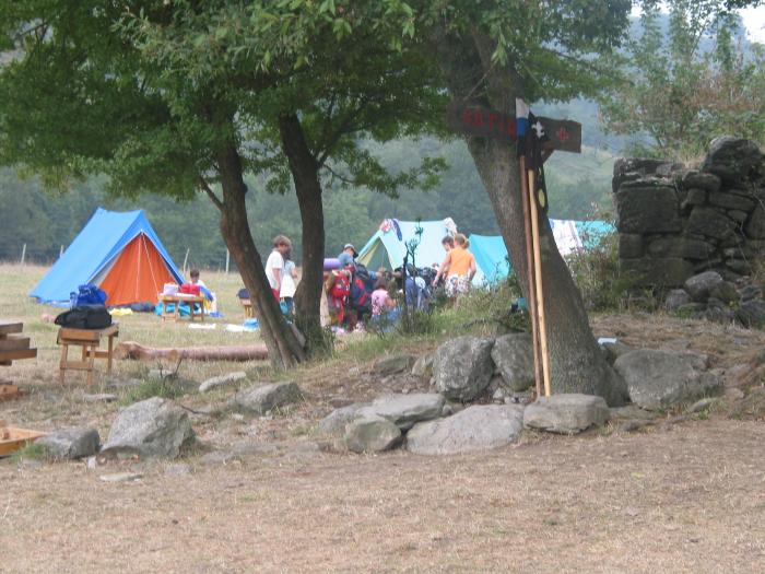 Descargamaría acoge un campamento de verano de la Asociación de Amigos de Francisco de Asís