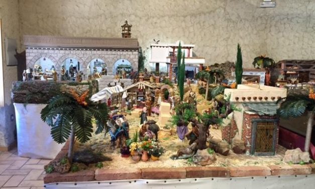 El Belén de la familia Cayuela-Zanca abre sus puertas en la Casa Toril con más de 600 piezas