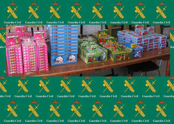 La Guardia Civil interviene 24.000 petardos ilegales en bazares y puestos de venta ambulante de Cáceres