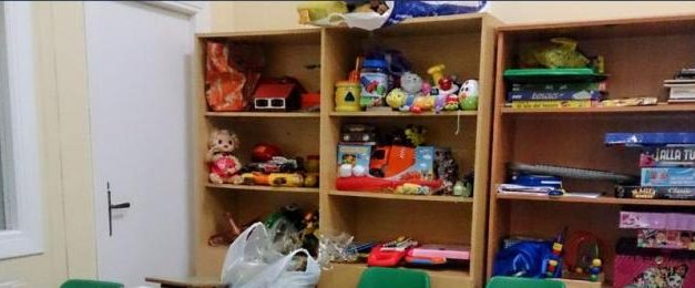 Protección Civil Coria reparte juguetes entre más de un centenar de niños de la ciudad