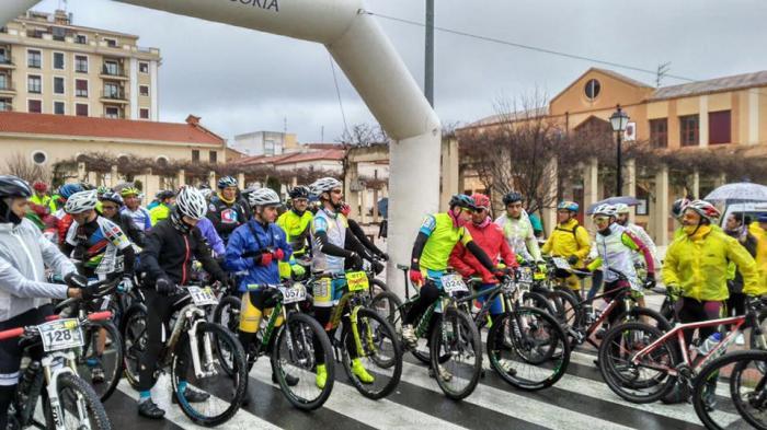 Cerca de 300 ciclistas participarán este domingo en la XI Marcha BTT «Medina Cauria»