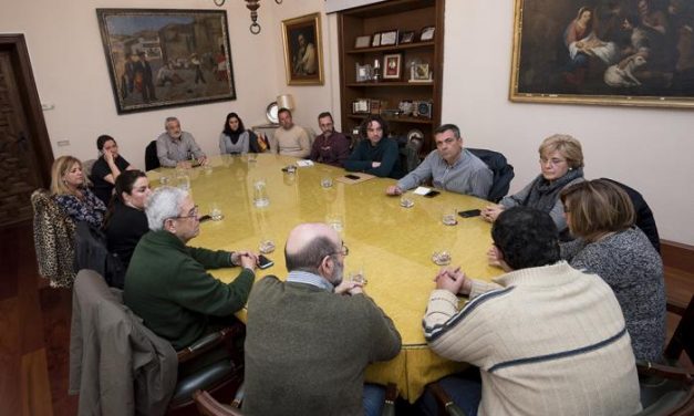 La Diputación se reúne con los municipios afectados por el cierre de  Liberbank para conocer su situación