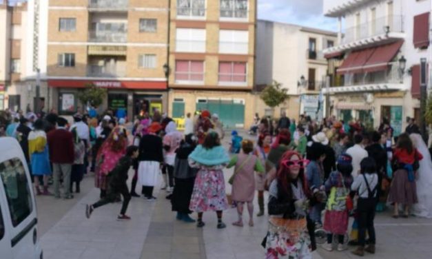 Los vecinos de Moraleja no faltan a su cita anual con el tradicional «Día del zarrio» celebrado este domingo