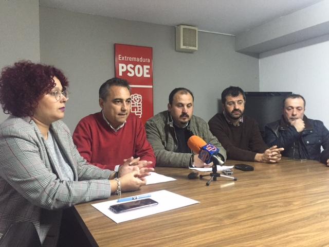 El PSOE acusa al PP de la pérdida del millón de euros presupuestado para las obras de los accesos a Coria