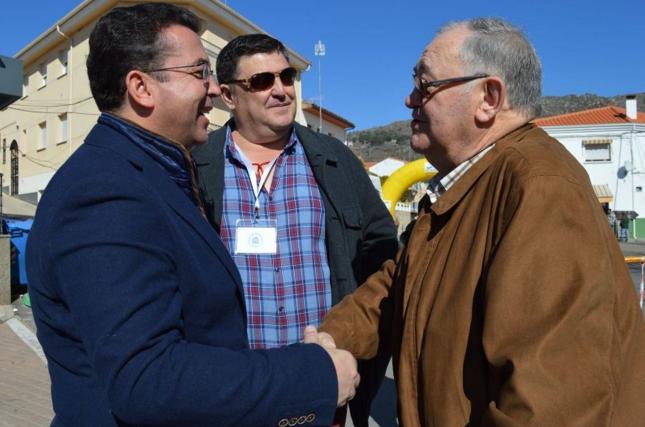 El secretario general del PP extremeño pide en Cilleros que se fomente el turismo en las zonas rurales