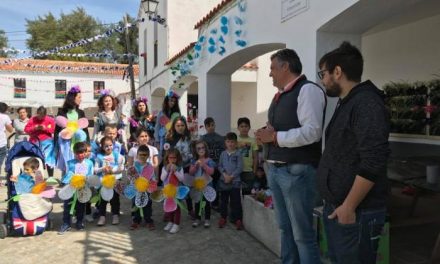 Rincón del Obispo da comienzo al V Festival de las Flores que se desarrollará a lo largo del fin de semana