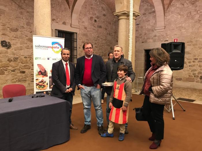 Saborea España participa en la Feria del Queso de Trujillo con queserías de Segovia, Sevilla y Ciudad Real