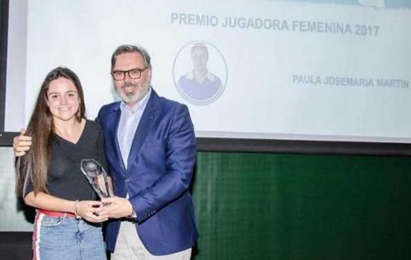La Federación Extremeña de Pádel nombra a Paula Josemaría como Mejor Jugadora Absoluta