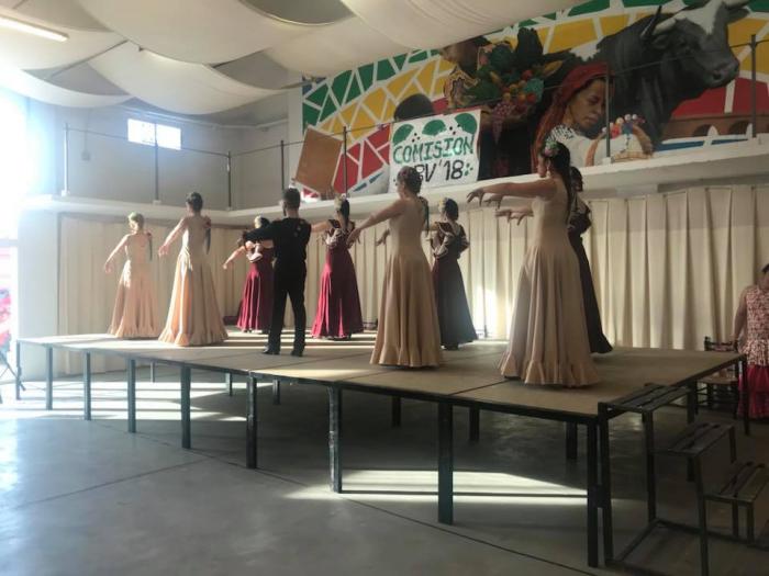 Numeroso público se dio cita en la gala de bailes organizada por la Comisión de San Buenaventura
