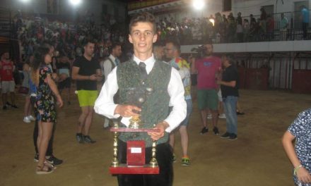 El joven cauriense César Bertol gana el Concurso de Recortes de San Buenaventura