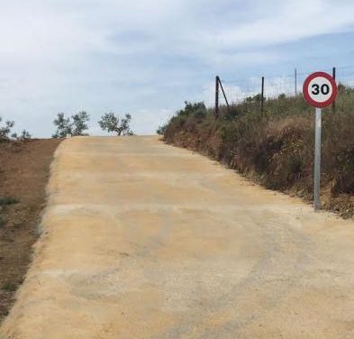 Medio Ambiente destina 5,6 millones de euros al arreglo de caminos rurales en Extremadura