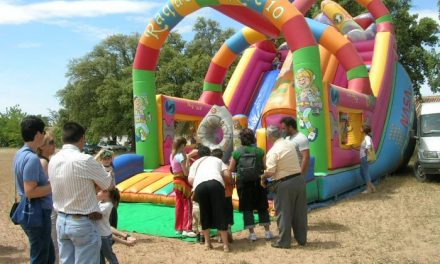 Moraleja celebra hoy el Día del Niño con numerosas atracciones y juegos en la zona de La Chopera