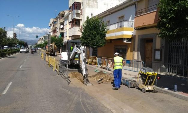 Comienzan las obras de canalización de Gas Natural en las principales avenidas de Moraleja