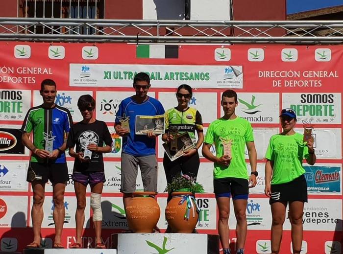Los extremeños Lidia de la Calle y Carlos Caldera ganan el XI Ultra Trail Artesanos de Torrejoncillo