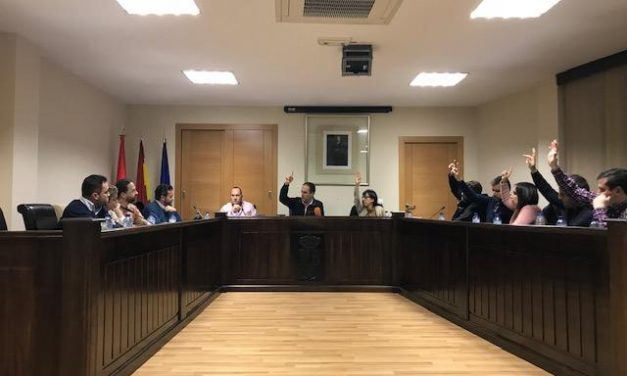 El PSOE de Moraleja aprueba en solitario unas cuentas para 2019 de más de 6,4 millones de euros