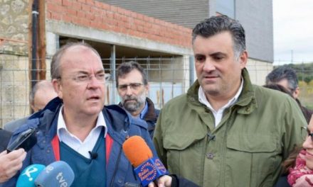 Monago se compromete a finalizar el centro de día de Coria si es elegido como presidente de Extremadura