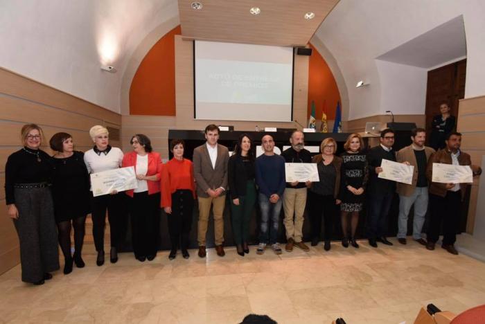 La Diputación premia un proyecto social puesto en marcha por cuatro mujeres emprendedoras en Cilleros