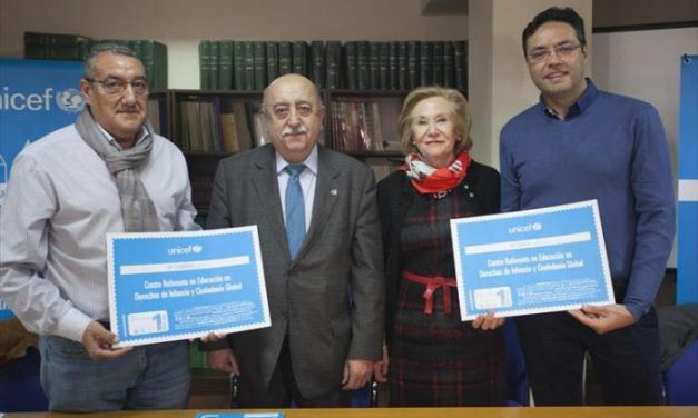 El Colegio Cervantes de Moraleja recoge el título de Centro Referente en Educación en Derechos