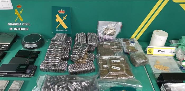 La operación antidroga llevada a cabo en la zona de Moraleja se salda con la incautación de 43 kilos de droga