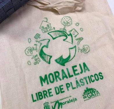 El consistorio moralejano pone en marcha la campaña de reciclaje «Moraleja libre de plásticos»