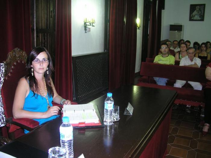 Ana Victoria Miguel Villanueva toma posesión como concejala del grupo municipal socialista en Coria